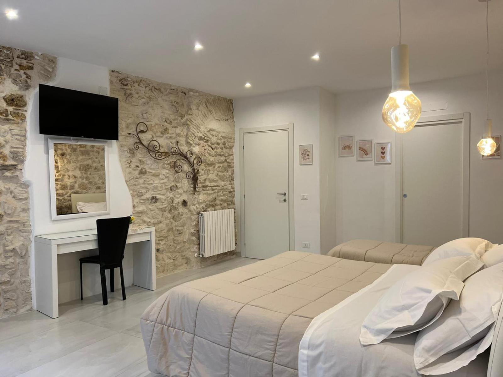 Il Viandante Bed & Breakfast Sulmona Exterior photo